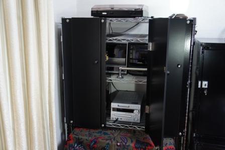 コンポ置き台扉開