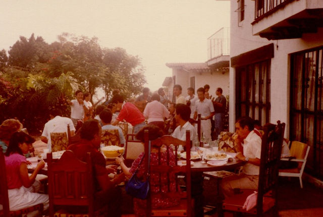 クエルナバカ寮内歓送迎会