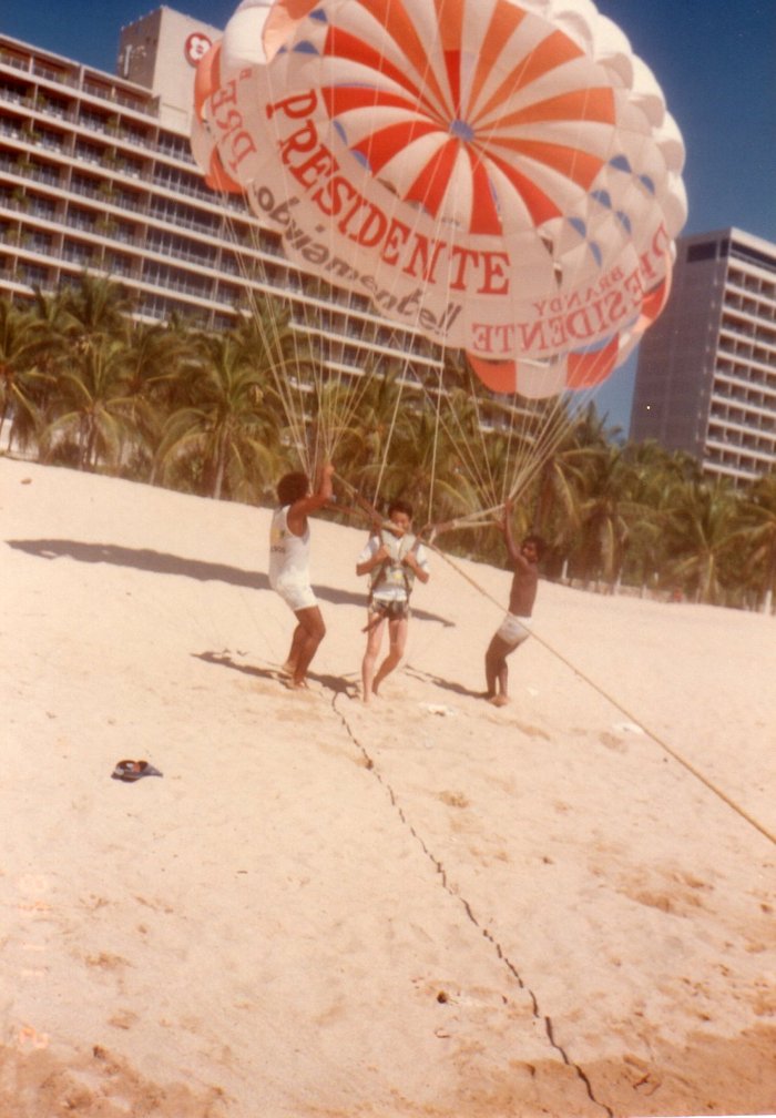 アカプルコのパラセーリングＡ