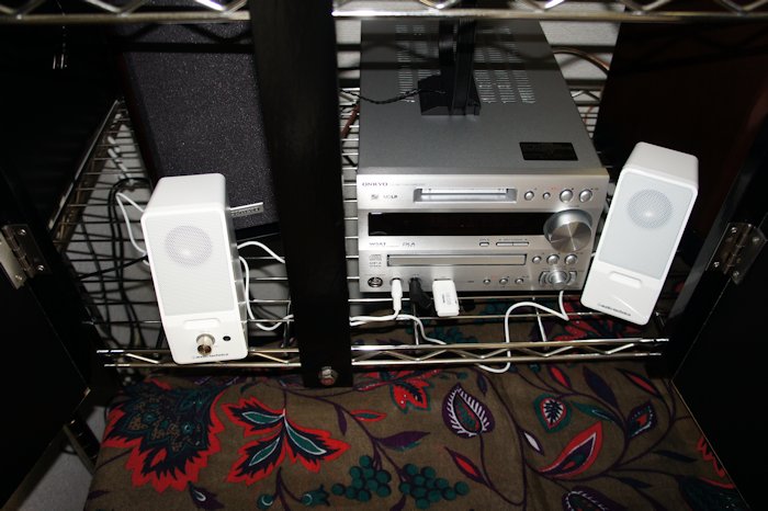 小型スピーカー