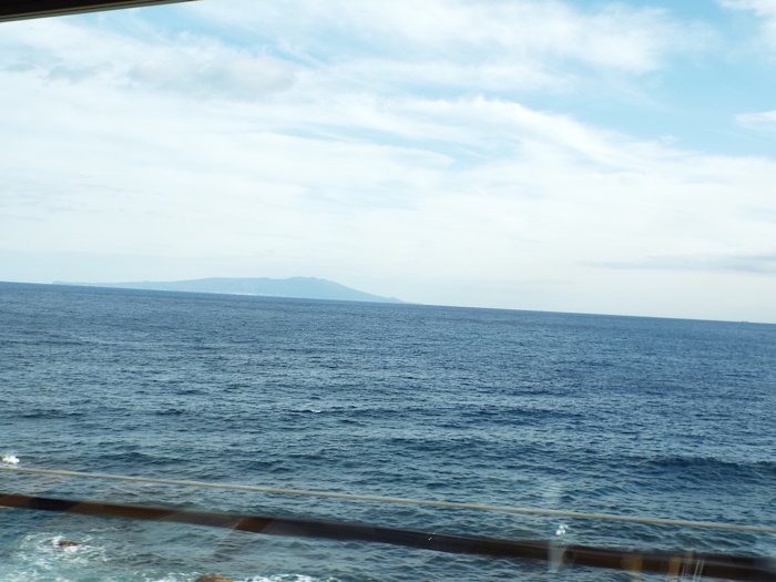 伊豆クレイル車窓の景色を楽しみました