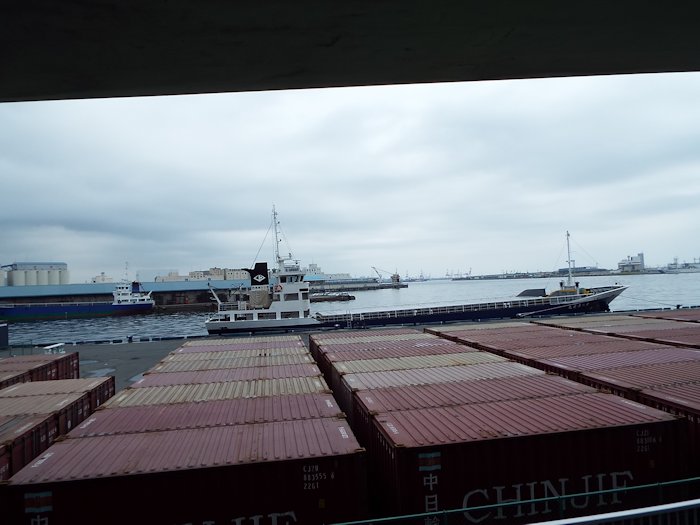 港が見えてきました