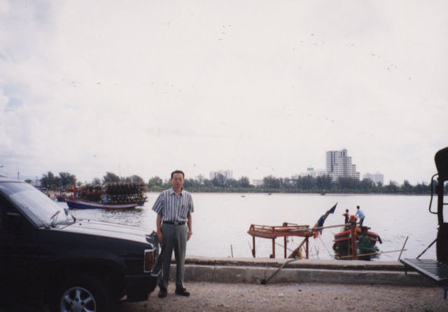 シラチャの海岸で